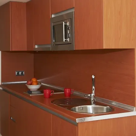 Hotel Pierre & Vacances Benalmadena Playa 5*