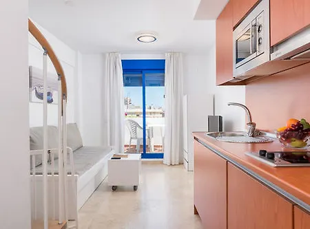 Hotel Pierre & Vacances Benalmadena Playa 5*